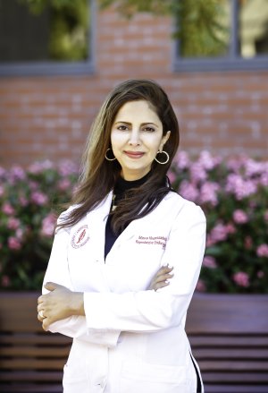 Dr Minoos Hosseinzadeh