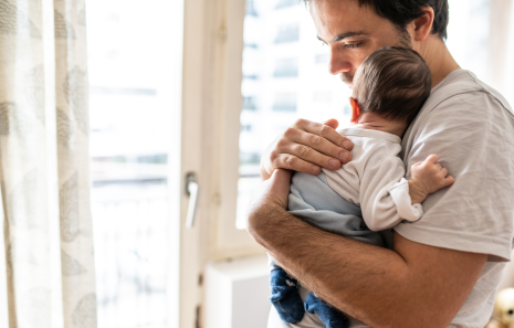Programmes de Gestation pour Autrui (GPA) aux États-Unis et Programmes Hybrides