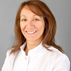 Dr Marta Colodrón
