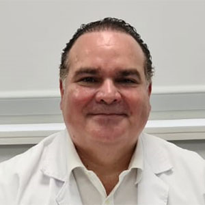 Dr Victor Villalobos